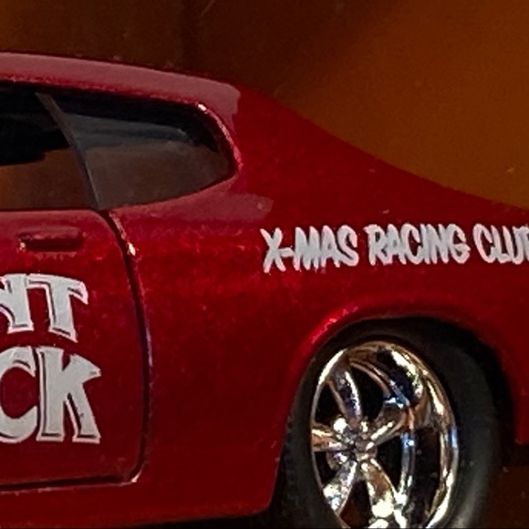 Jada BigTime Muscle Diecast 1970 Chevy Chevelle SS 1:32 Saint Nick Xmas Racing - Picture 4 of 8